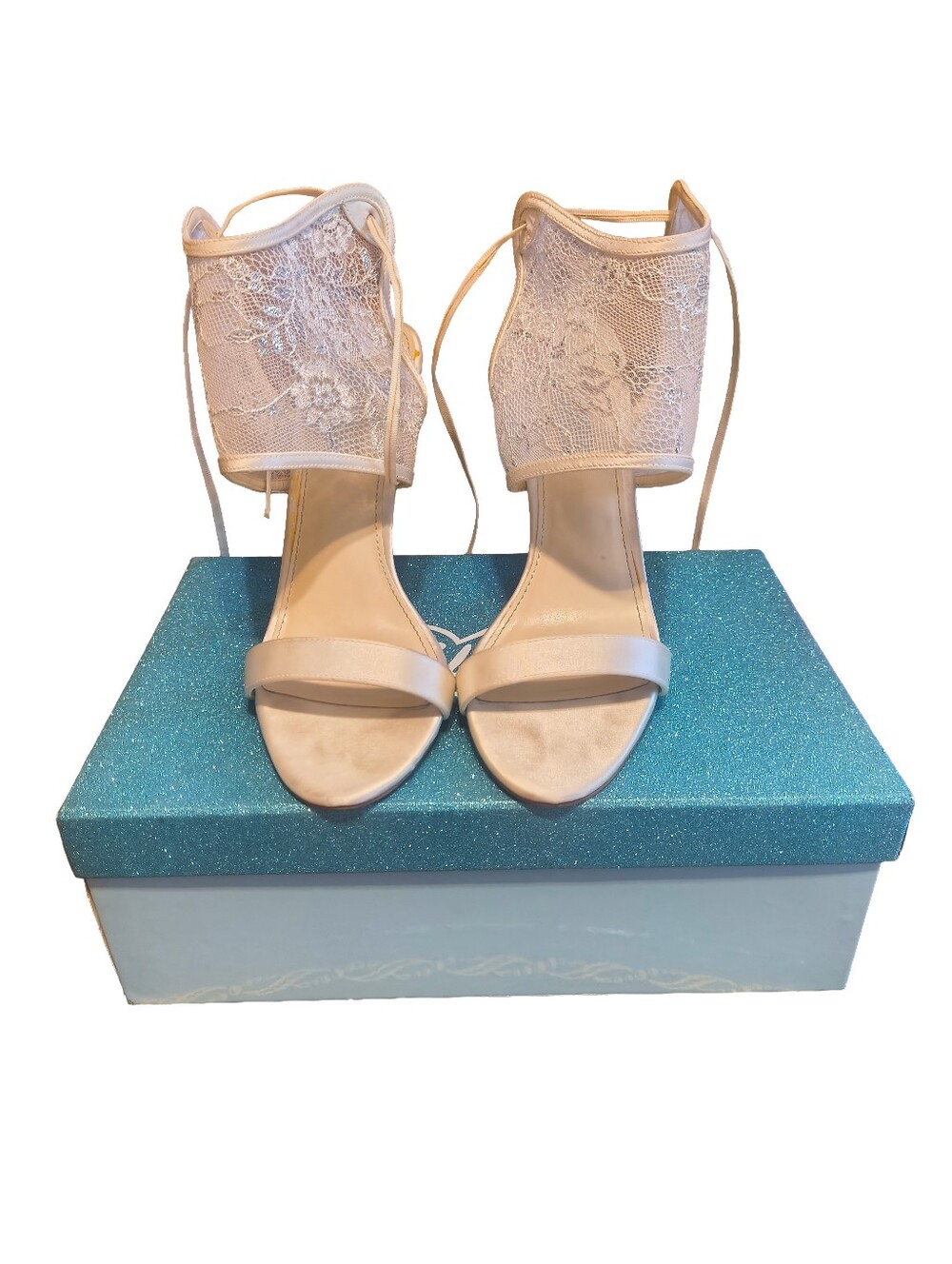 Elegant Ivory Lace Ankle-Tie Heels - Picture 4 of 7